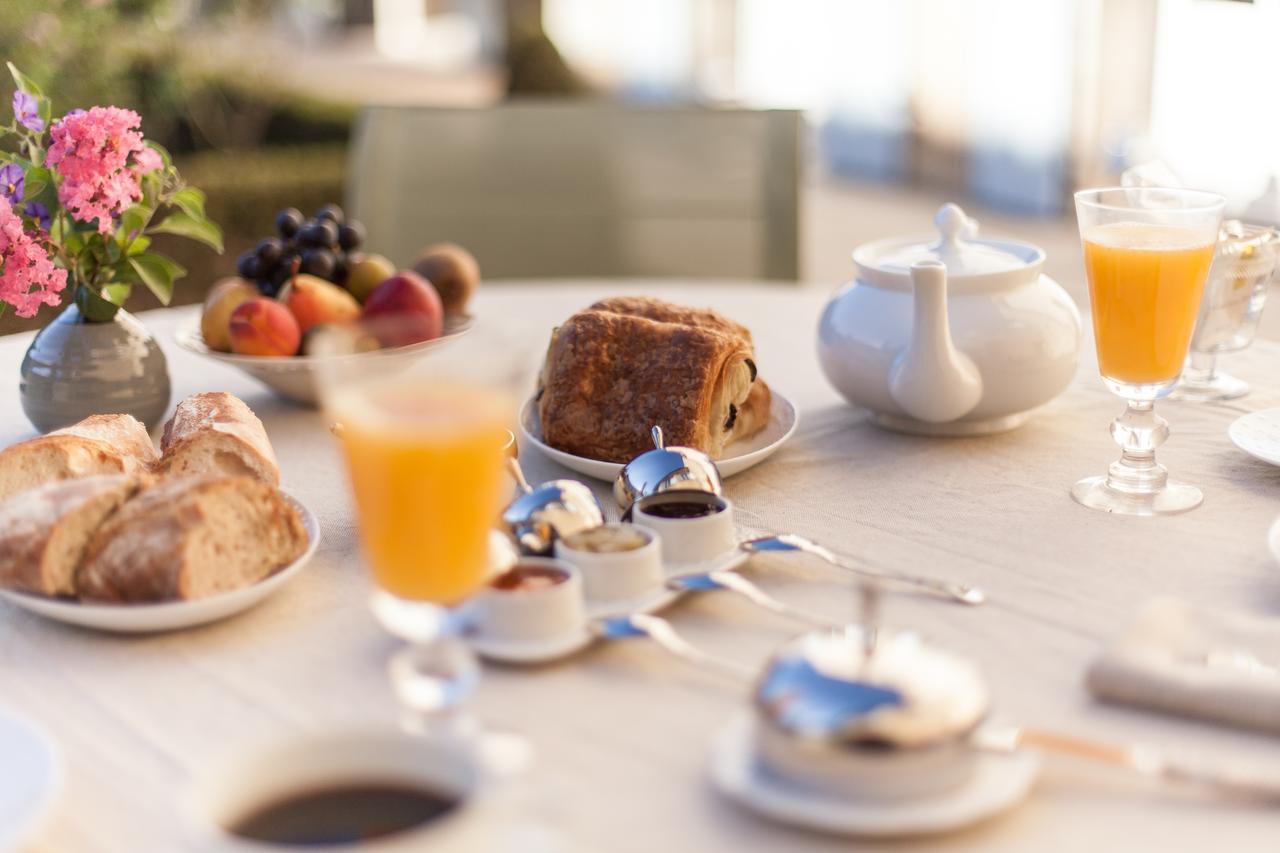 Domaine De Fos Bed & Breakfast Montaren-et-Saint-Médiers Екстериор снимка
